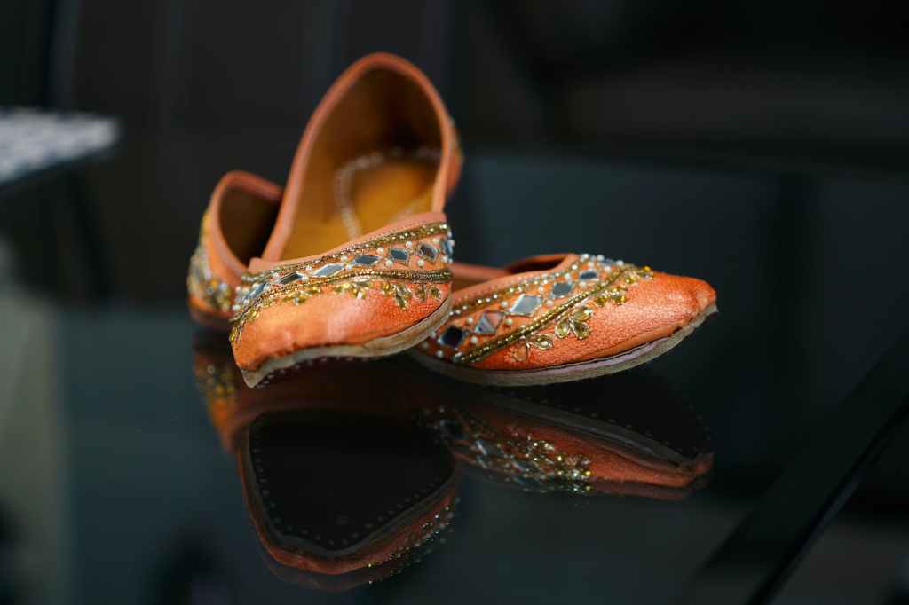 Step into Tradition: The Timeless Craft of Camel Leather Shoes in&nbsp;India
